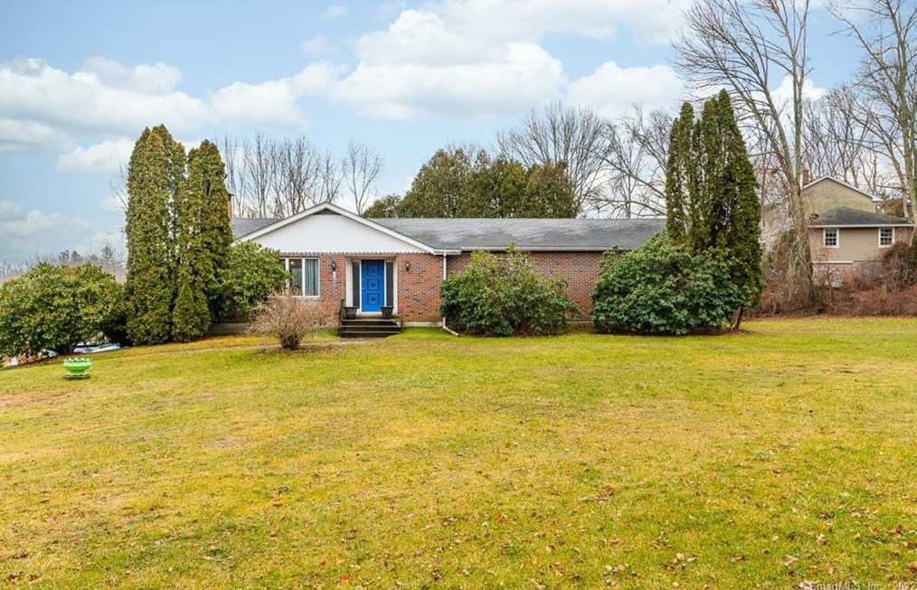 458 S Canterbury Rd, Lisbon, CT 06331