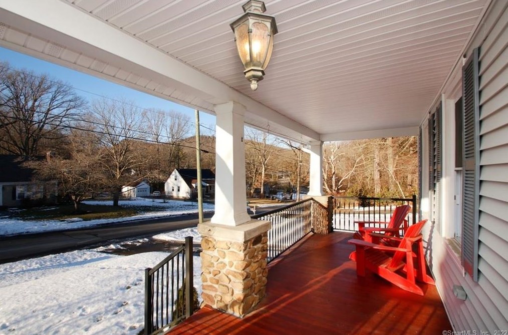 40 Smithfield Ave, Meriden, CT 06451
