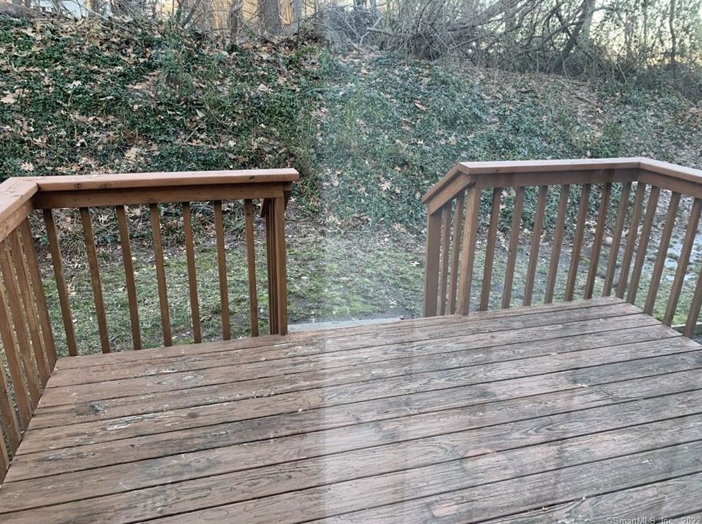 2390 State St, New Haven CT  06517-3716 exterior