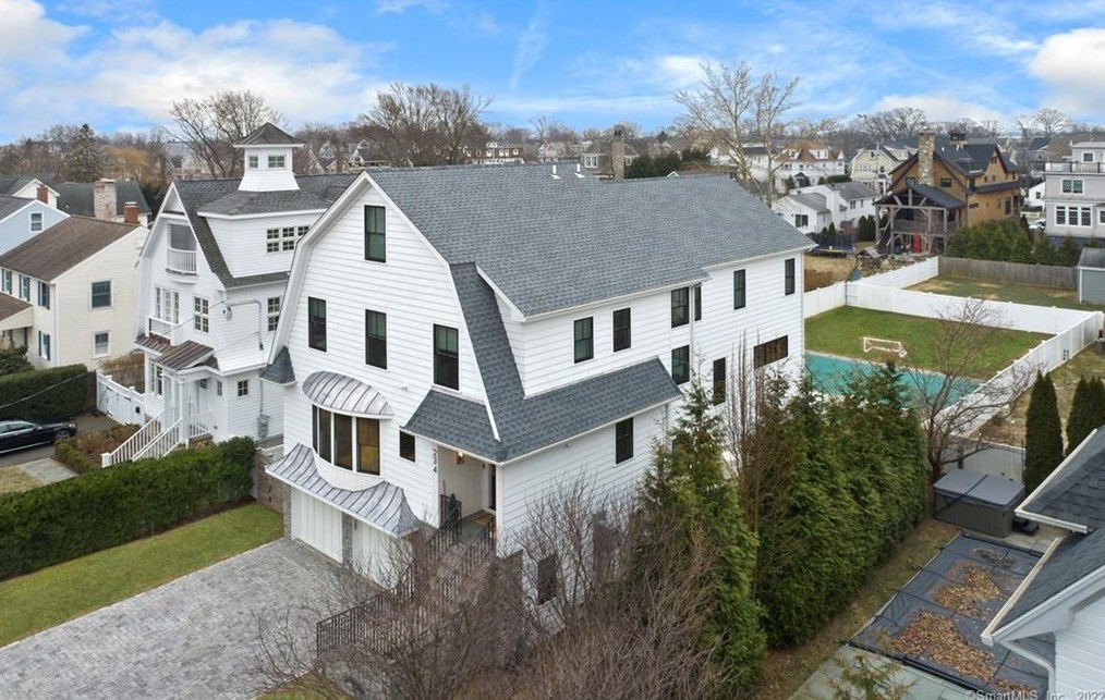 234 Lalley Blvd, Fairfield, CT 06824