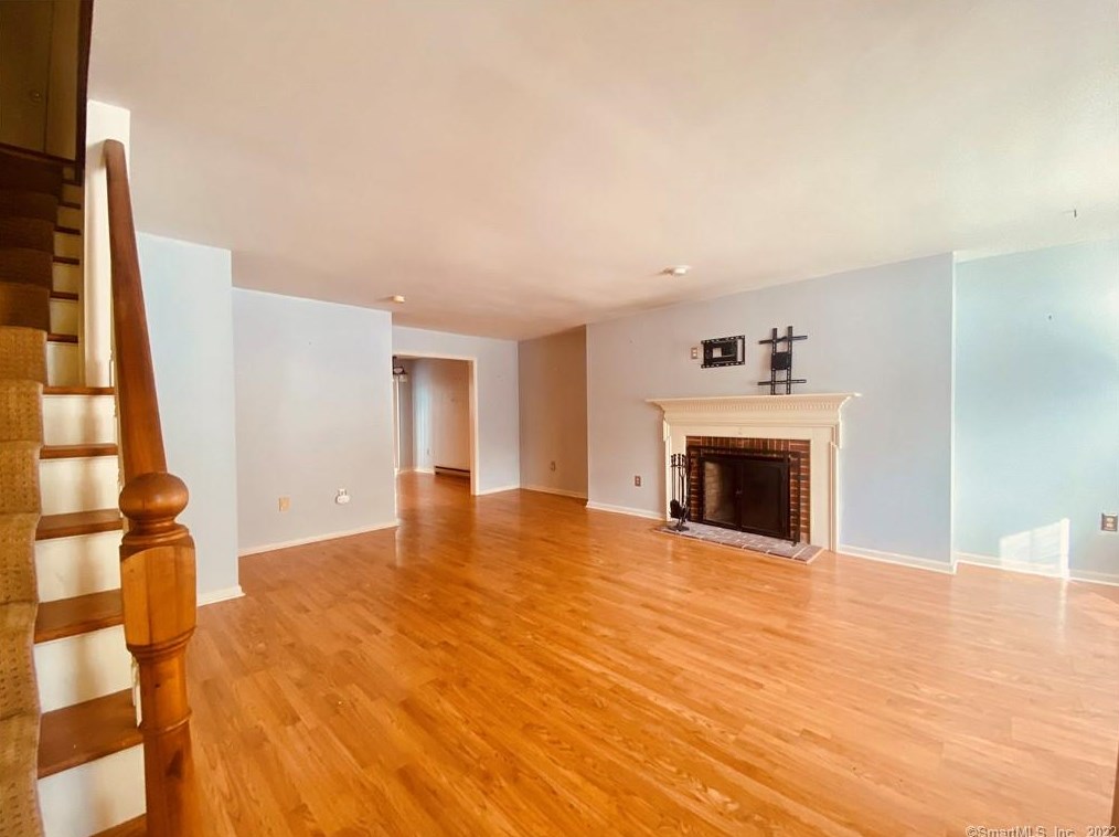 611 Ocean Ave #c3, United States Coast Guard Ac, CT 06320