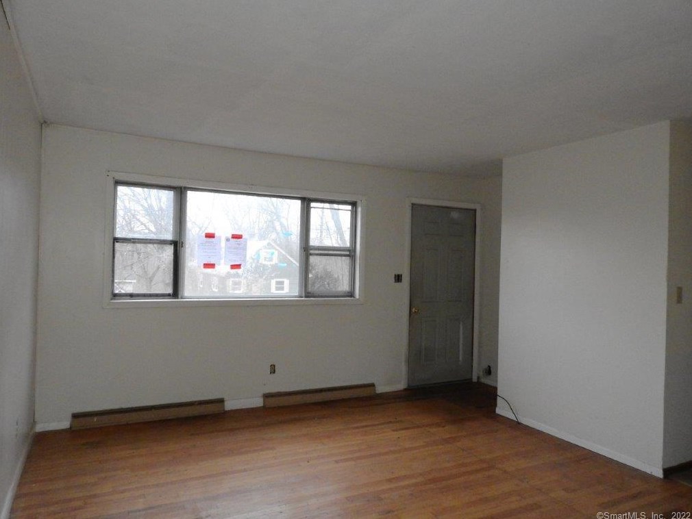 49 Lakeview St, Meriden, CT 06451