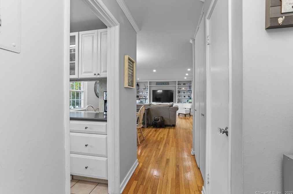 72 Heritage Hill Rd #a, New Canaan, CT 06840