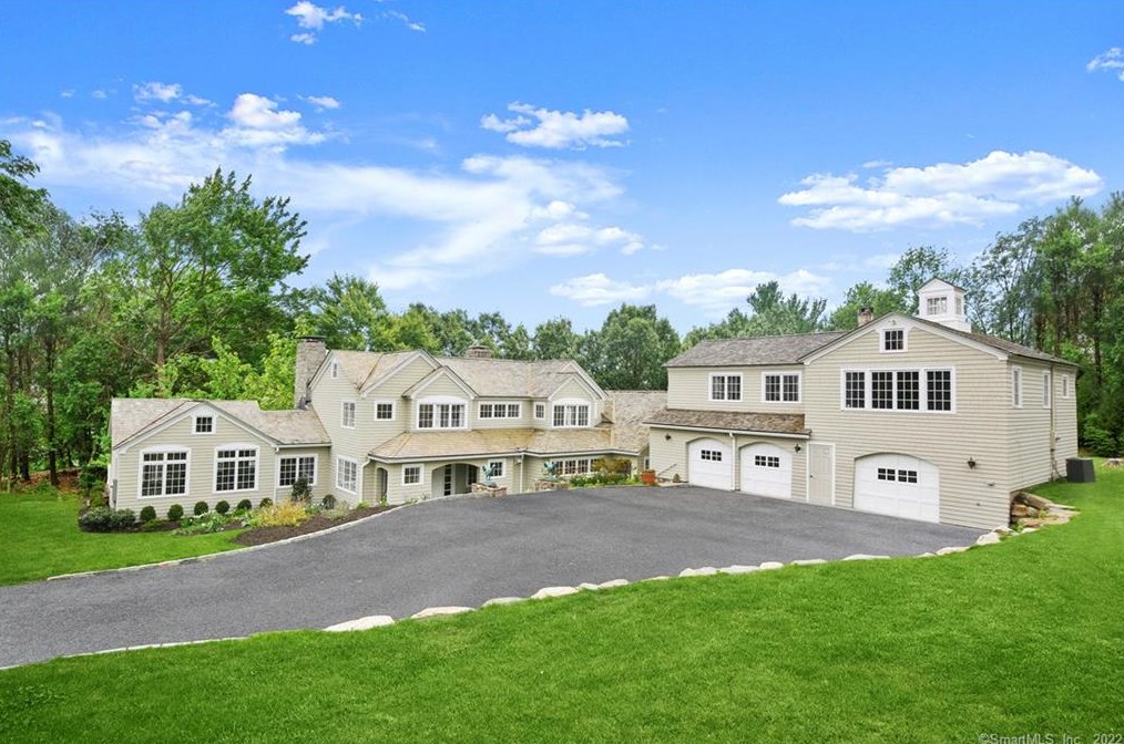 44 Kellogg Hill Rd, Weston, CT 06883