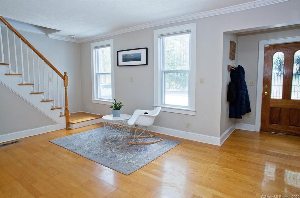 219 Arch Rd, Avon CT 06001-4209 exterior