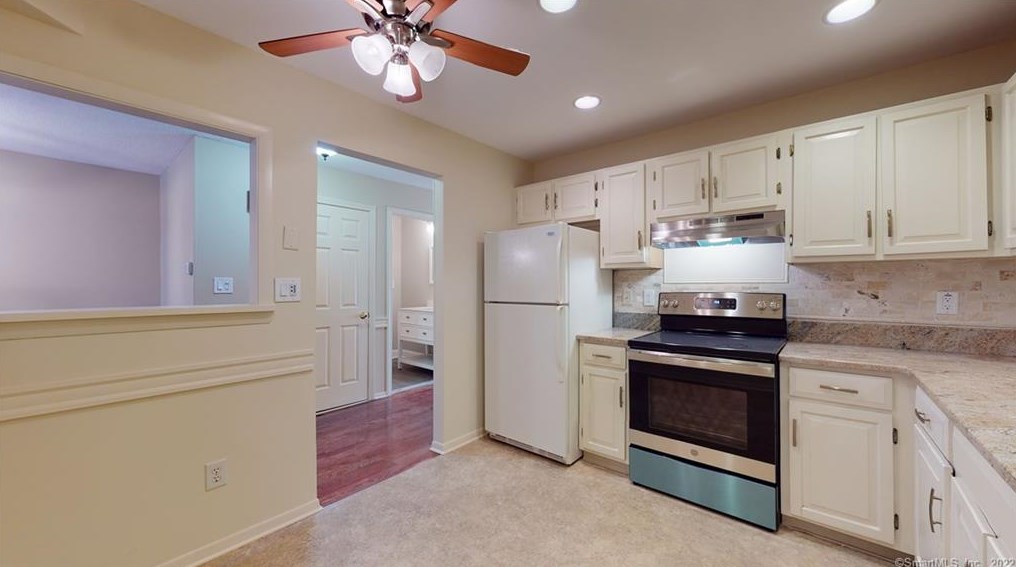 198 Hunters Ln Unit 198, Hartford, CT