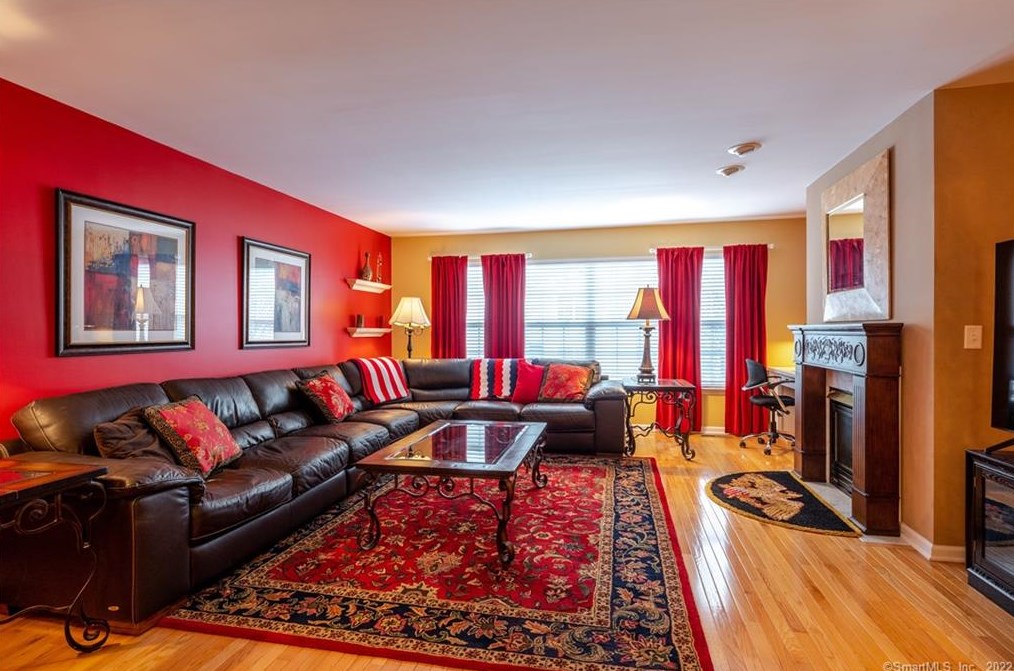 2505 Eaton Ct #2505, Danbury, CT 06811