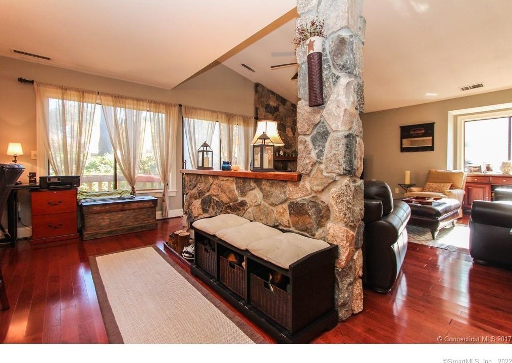143 Mallard Dr #143, Avon, CT 06001
