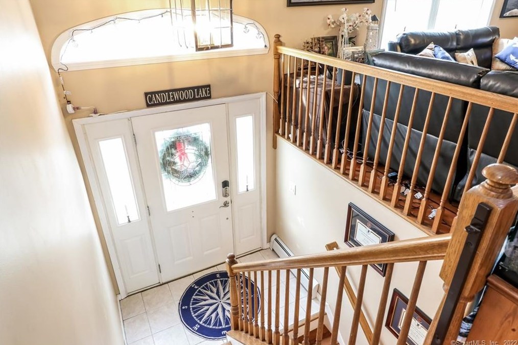 5 Candleset Cove Rd, Northville, CT 06776