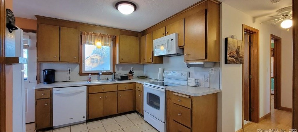 145 Seymour St, Bristol, CT 06010