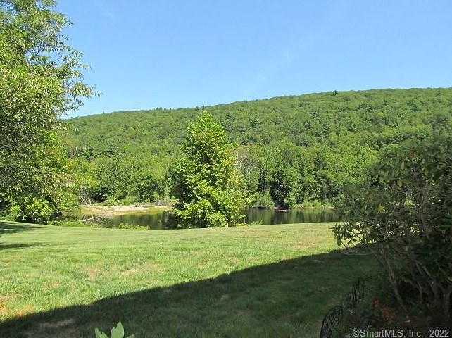 220 Main St #9j, New Hartford, CT 06057