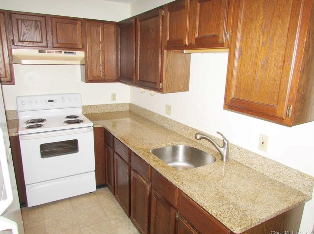 37 E Albert St #6, Torrington, CT 06790