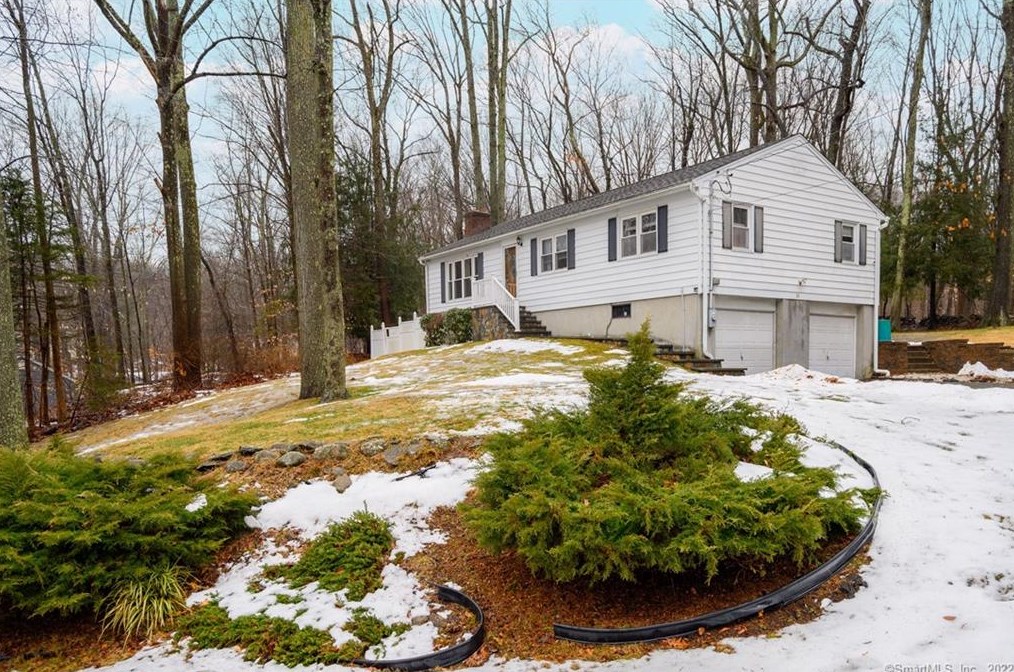 23 Todd Dr, Upper Stepney, CT 06468