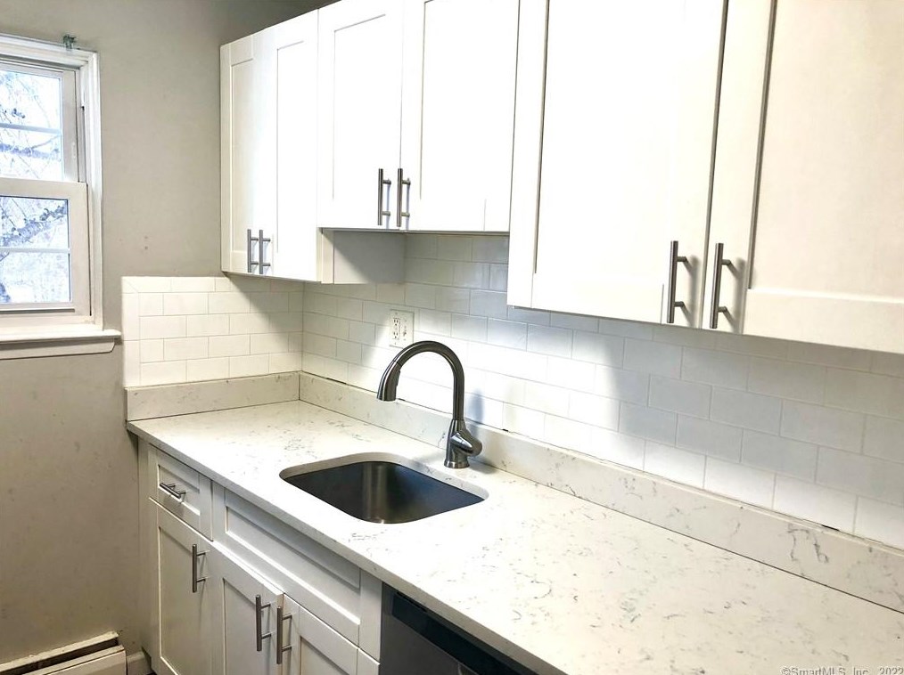 57 Sigwin Dr #57, Wallingford, CT 06492