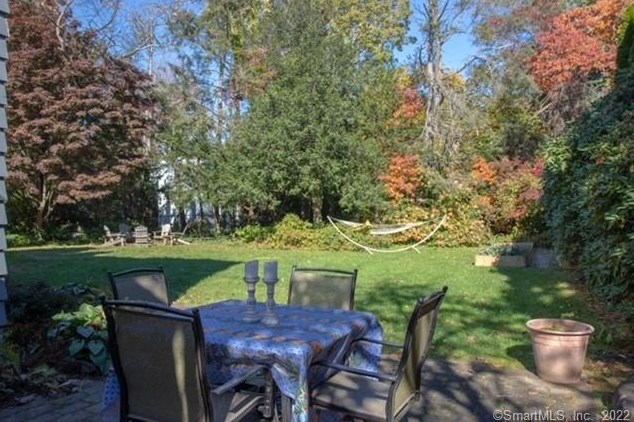 80 Mulberry Hl, New Haven CT  06517-3530 exterior