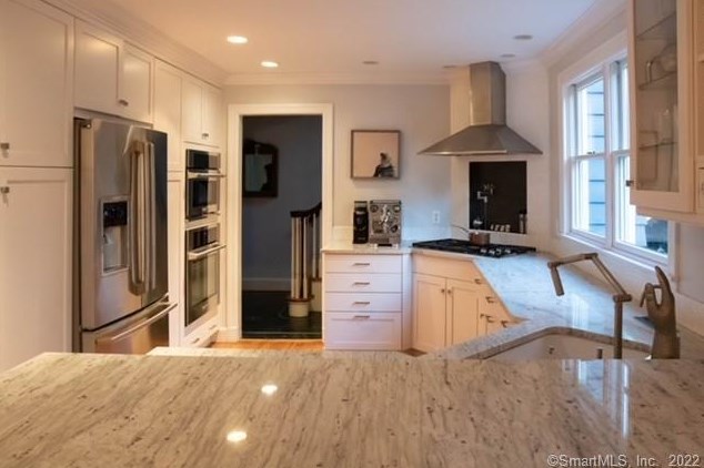 80 Mulberry Hl, New Haven CT  06517-3530 exterior