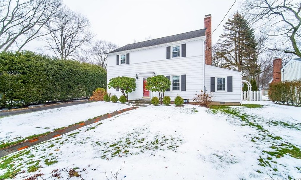 146 Lawrence Rd, Fairfield, CT 06824