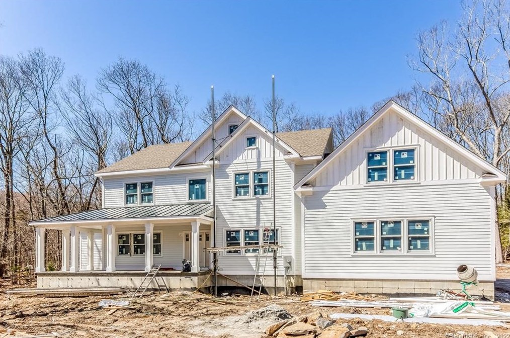 125 Summer Hill Rd, Madison, CT 06443-8000
