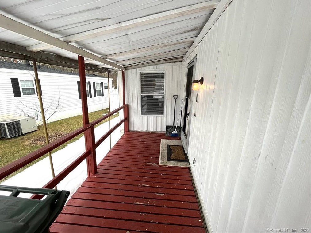 91 Buddington Rd #101, Groton, CT 06340
