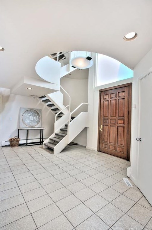 20 Sea Spray Rd, Westport, CT 06880-6931