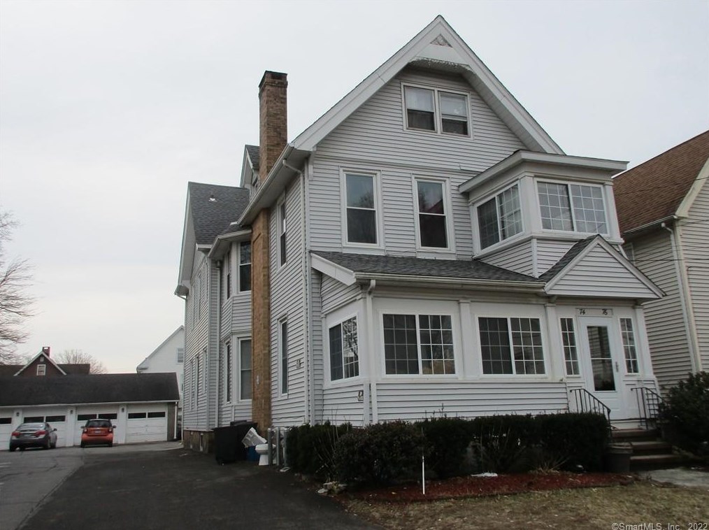 74 Richards Pl, New Haven, CT 06516-3830