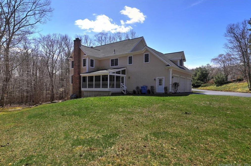 43 Kachina Way, Madison CT 06443 exterior