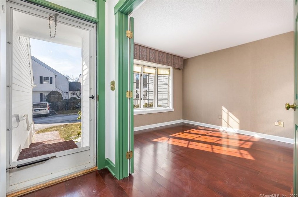 11 Hawthorne Ct Unit 11, Litchfield, CT