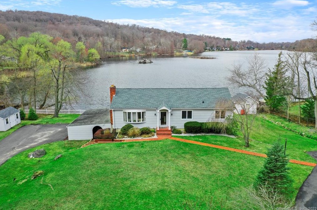 36 Loren Ln, Ridgefield, CT 06877