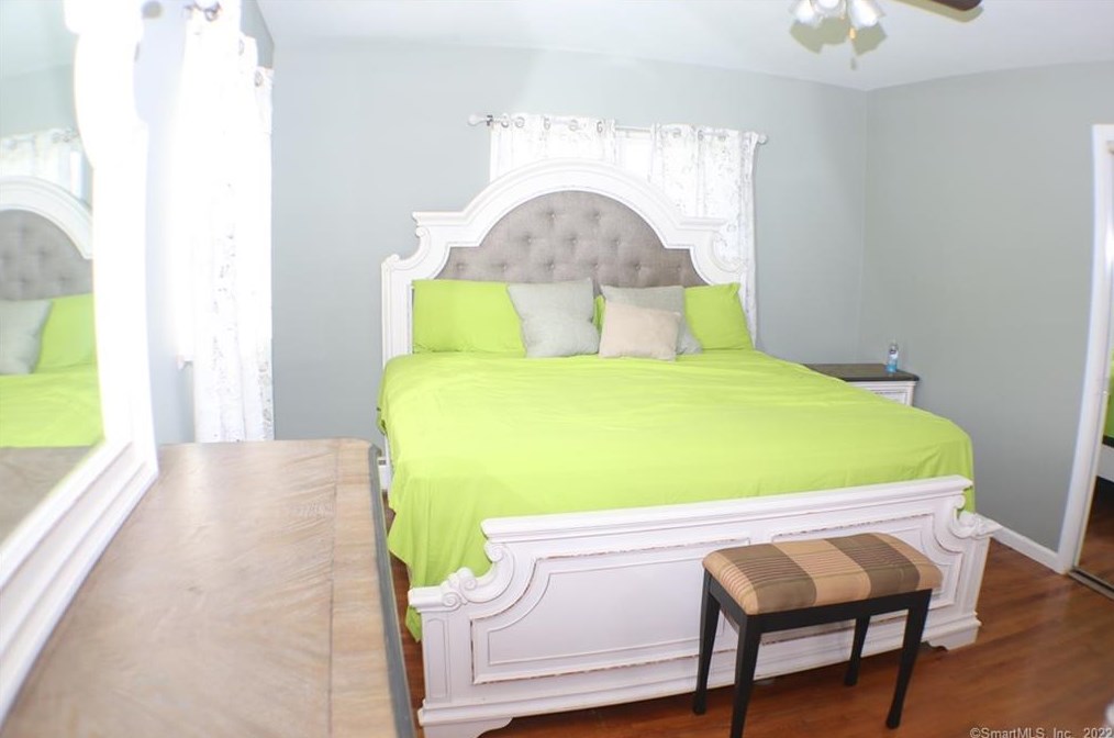 60 Bates St, Stratford CT  06615-7453 exterior