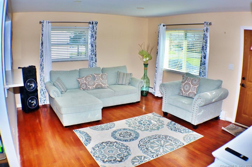 60 Bates St, Stratford CT  06615-7453 exterior
