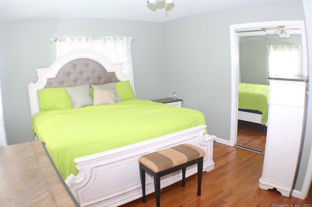 60 Bates St, Stratford CT  06615-7453 exterior