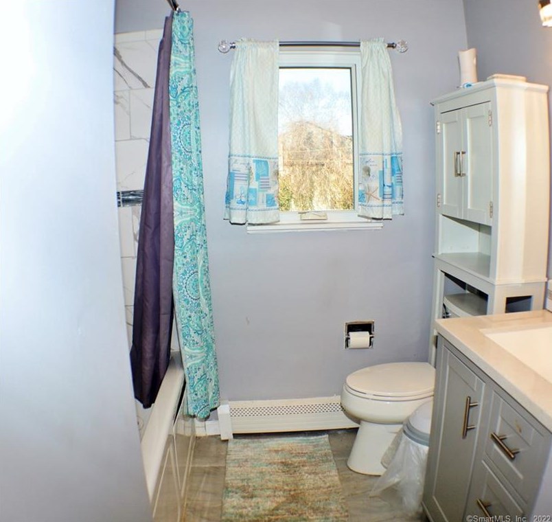 60 Bates St, Stratford CT  06615-7453 exterior