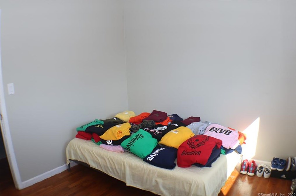60 Bates St, Stratford CT  06615-7453 exterior