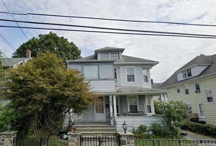 181 Harlem Ave, Bridgeport CT  06606-4661 exterior