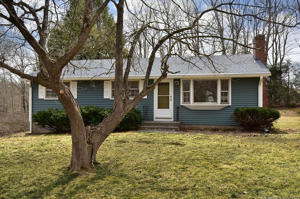 20 Torry Rd, Tolland, CT 06084-3035