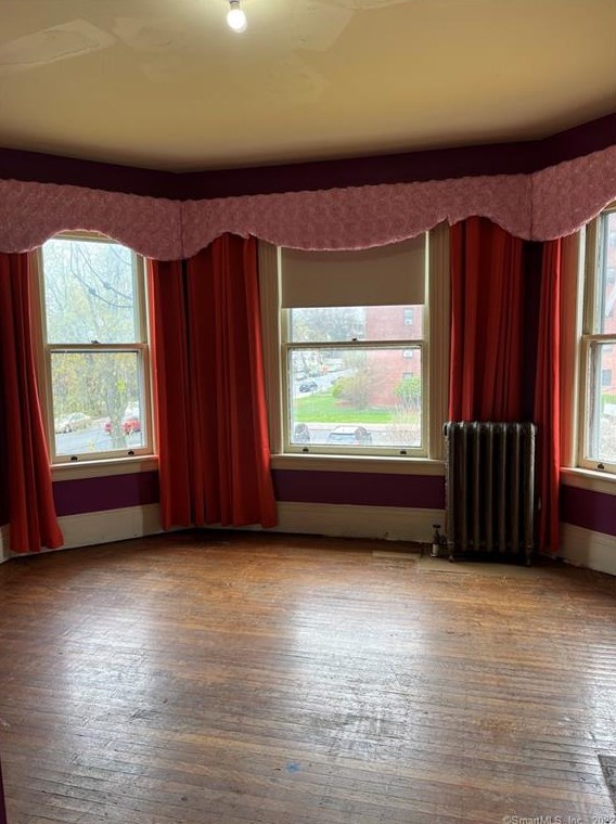 246 Collins St, Hartford CT 06105-1556 exterior