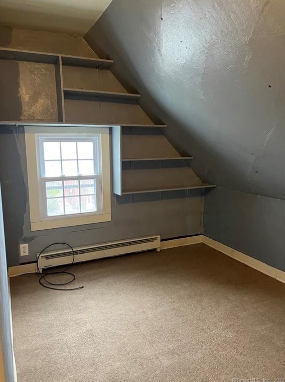 246 Collins St, Hartford CT 06105-1556 exterior