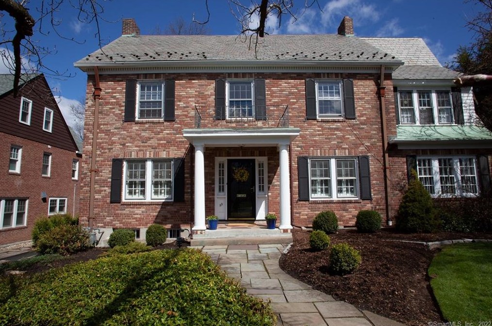 88 Bainbridge Rd, Hartford, CT 06119-1108