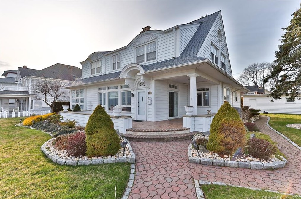 128 Beach Ave, Milford, CT 06460