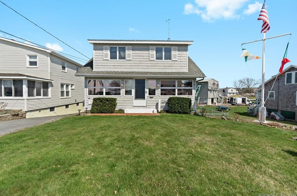 63 Langworthy Ave, Stonington, CT 06378