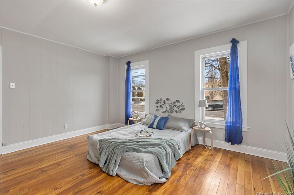 42 Tolland St, Hartford CT  06108-3437 exterior