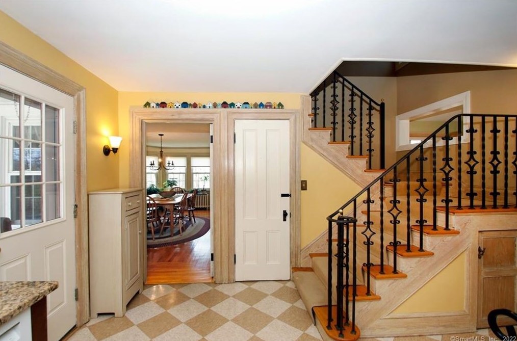 808 Br Rd, Suffield CT 06078-2321 exterior