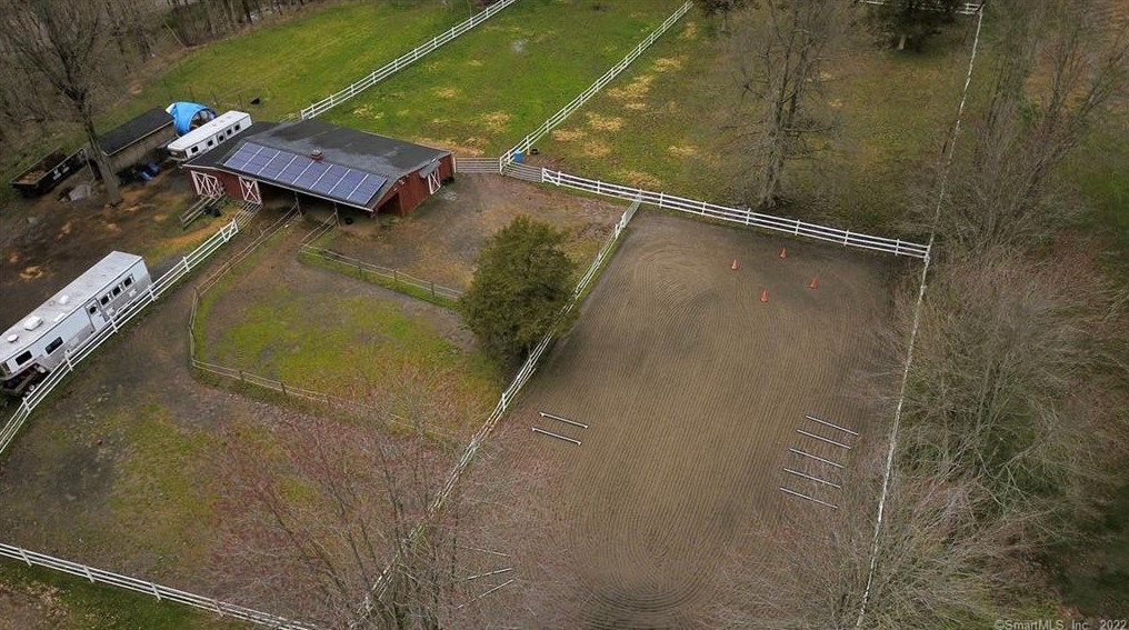 808 Br Rd, Suffield CT 06078-2321 exterior