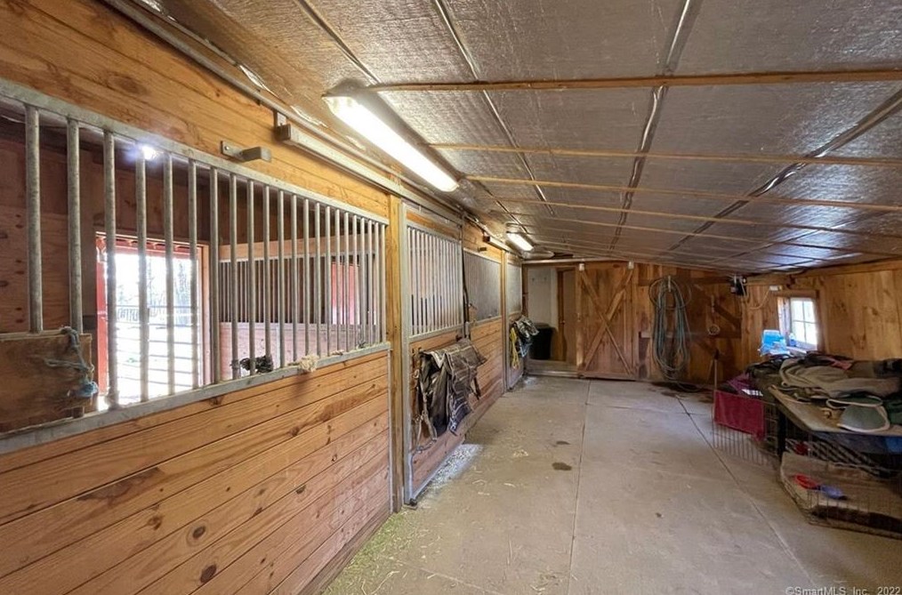 808 Br Rd, Suffield CT 06078-2321 exterior