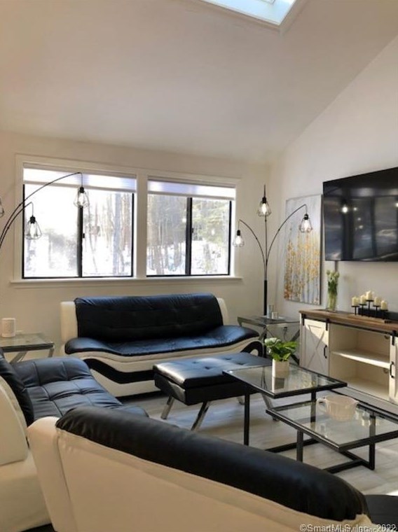 213 Ledge Dr Unit 213, Torrington, CT