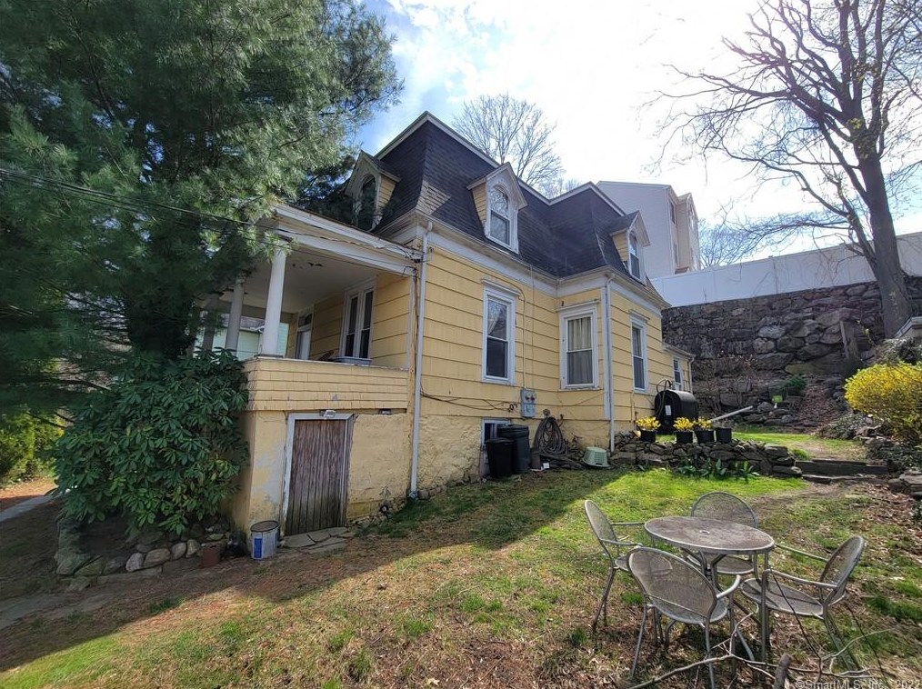 39 Riverside Ave, Norwalk, CT 06850