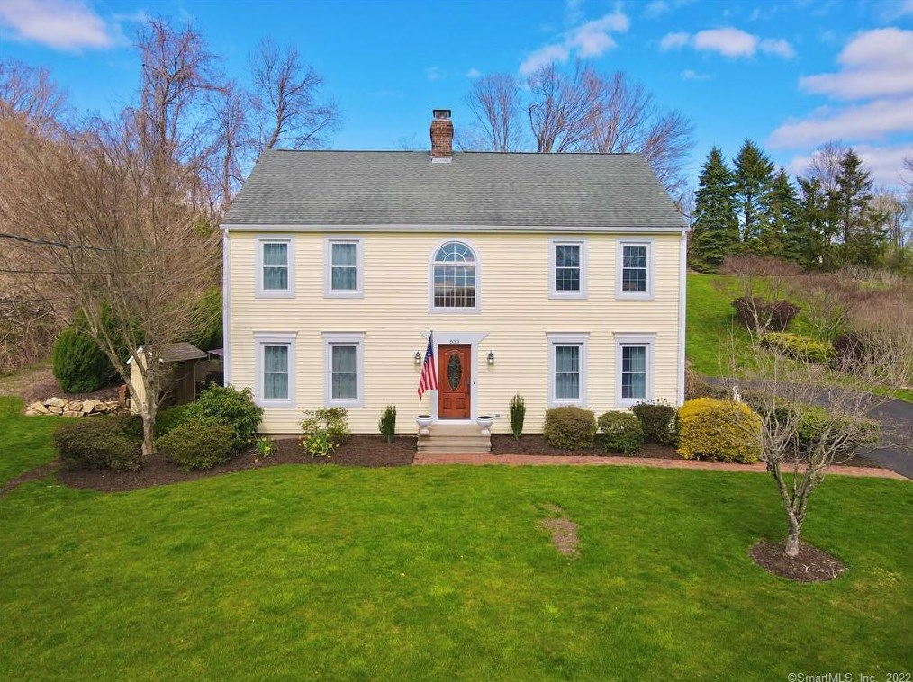 833 Clintonville Rd, Wallingford, CT 06492-5329
