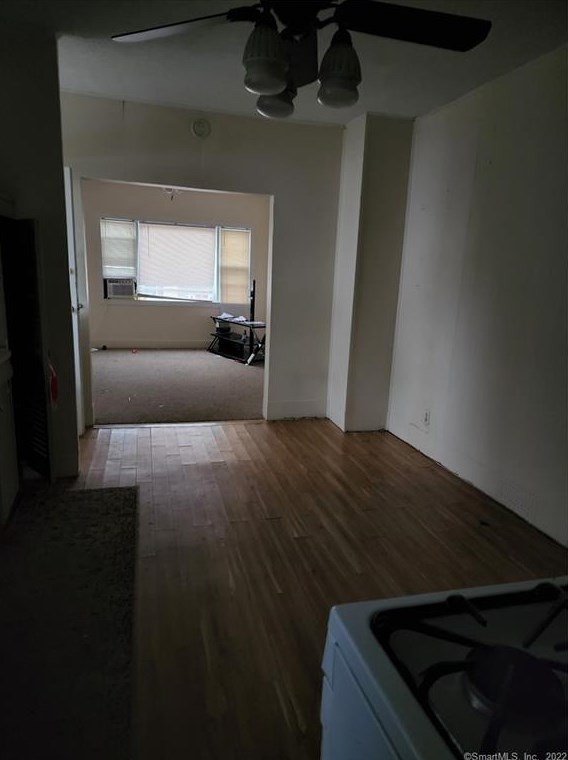 7 Margerie St, Danbury CT  06811-4644 exterior