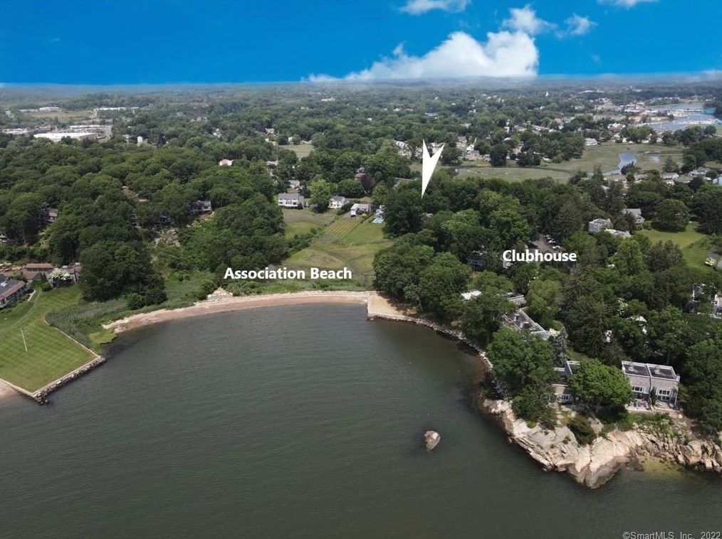 10 Castle Rock #10, Branford, CT 06405