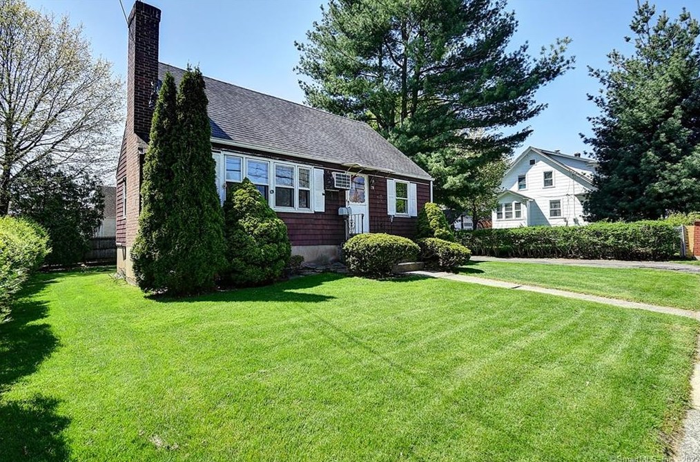 79 Cumberland Ave, Hartford, CT 06109-1705